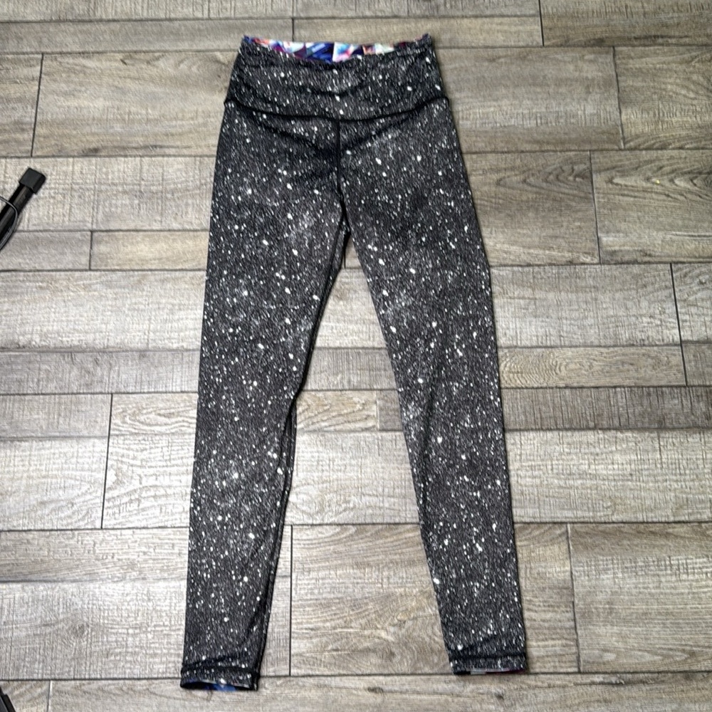 Peloton Colorful Abstract Pattern Reversible Legg… - image 8